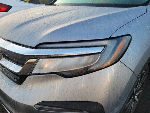 2019 Honda Pilot Touring 8-Passenger