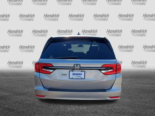 Lunar Silver Metallic 2022 Honda Odyssey EX-L