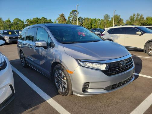 Lunar Silver Metallic 2022 Honda Odyssey EX-L