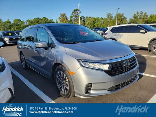 Lunar Silver Metallic 2022 Honda Odyssey EX-L