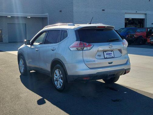 Brilliant Silver 2016 Nissan Rogue SV