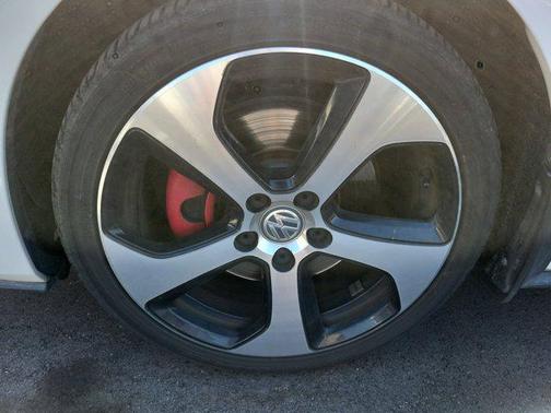 Pure White 2017 Volkswagen Golf GTI 2.0T S 4-Door