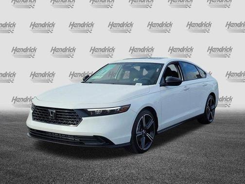 Platinum White Pearl 2026 Honda Accord SE