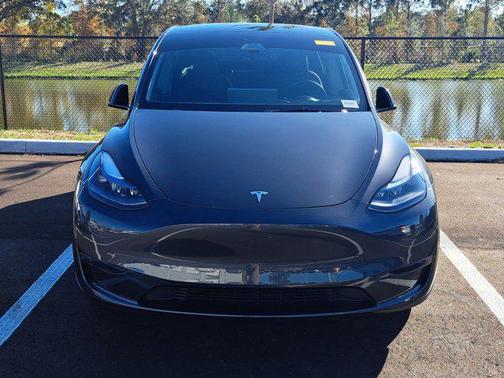 2025 Tesla Model Y Long Range Dual Motor All-Wheel Drive