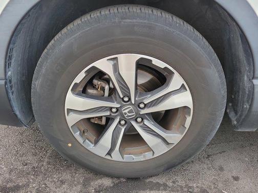 White Diamond Pearl 2018 Honda CR-V LX