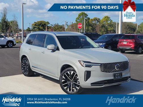 2025 Volvo XC90 B5 Plus 7-Seater