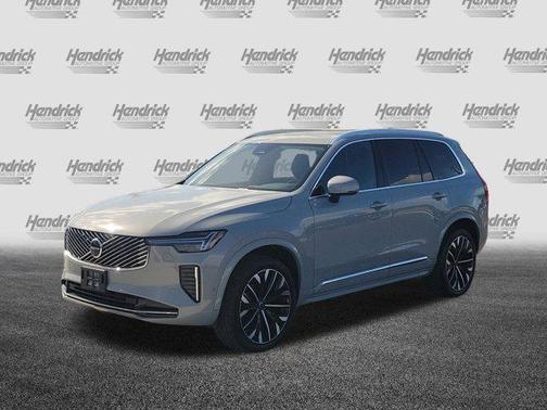 2025 Volvo XC90 B5 Plus 7-Seater