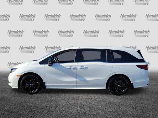 Platinum White Pearl 2024 Honda Odyssey Sport