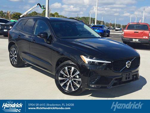 2025 Volvo XC60 B5 Plus