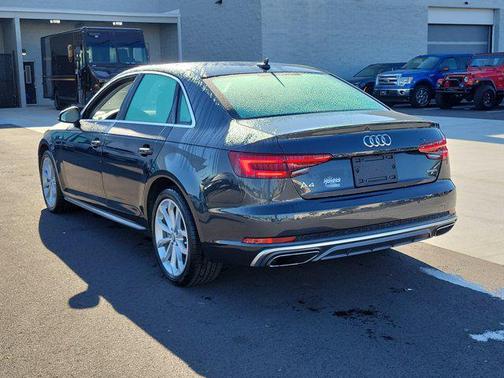 Manhattan Gray Metallic 2019 Audi A4 45 Premium