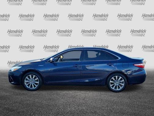 2017 Toyota Camry Hybrid XLE