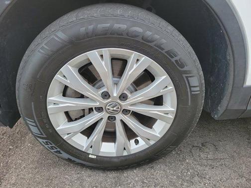 2019 Volkswagen Tiguan 2.0T SE