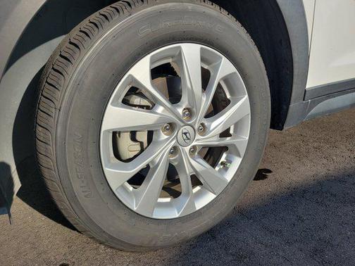 White Pearl 2019 Hyundai TUCSON Value