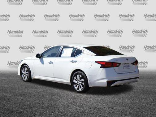 2022 Nissan Altima S FWD