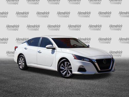 2022 Nissan Altima S FWD