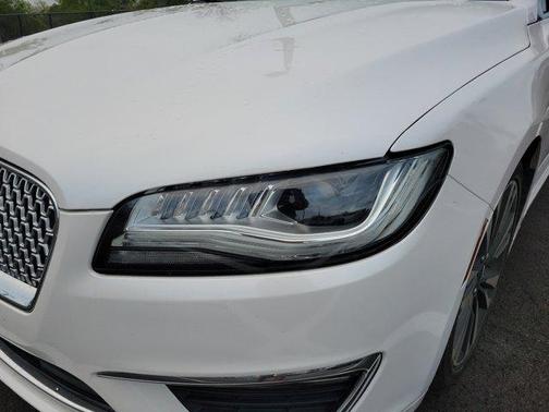 2017 Lincoln MKZ Base