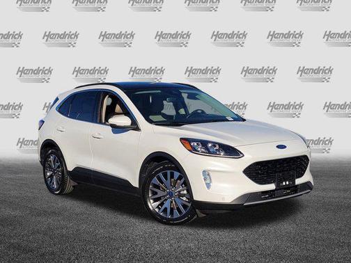 2020 Ford Escape Titanium