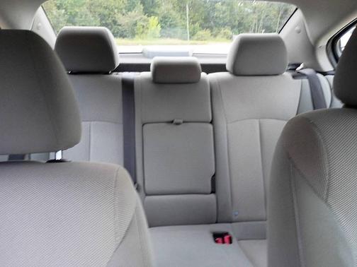 Taupe Gray Metallic 2011 Chevrolet Cruze LT