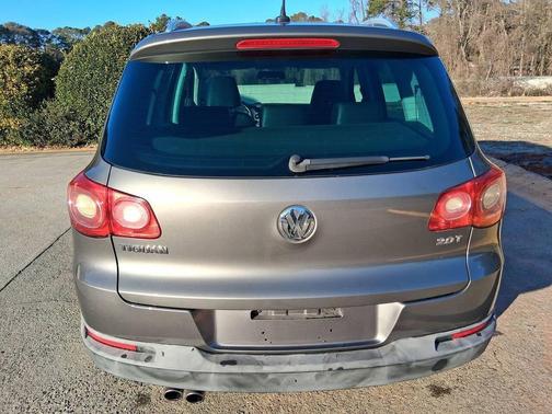 Alpine Gray 2009 Volkswagen Tiguan Base