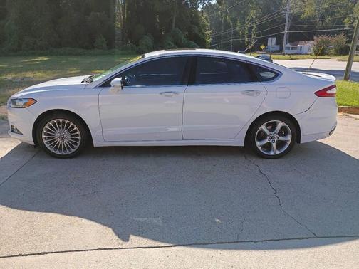 Oxford White 2017 Ford Fusion SE