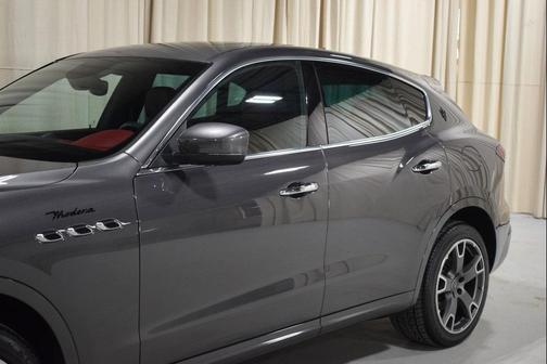 2022 Maserati Levante Modena