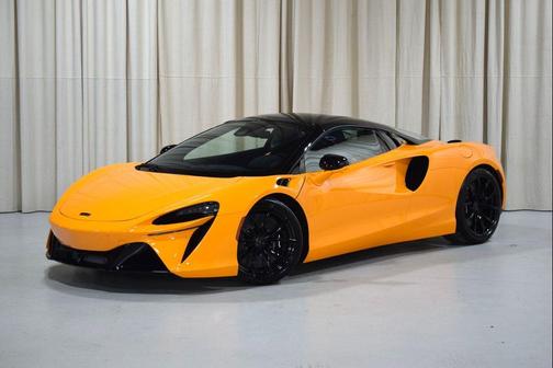 Orange 2026 McLaren Artura