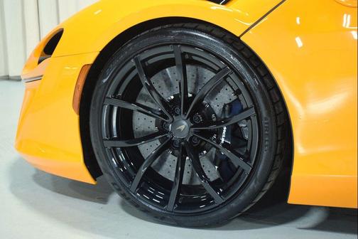 Orange 2026 McLaren Artura