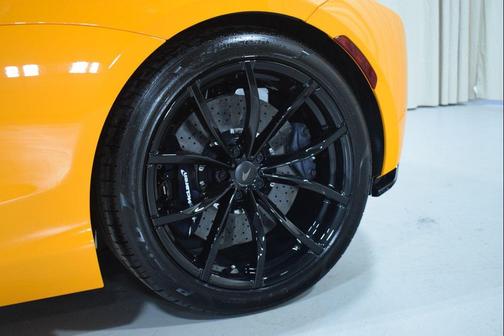 Orange 2026 McLaren Artura