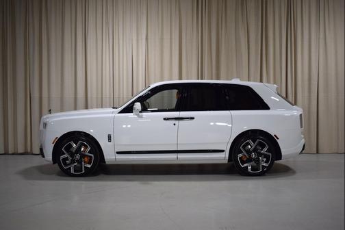 2026 Rolls-Royce Cullinan Black Badge