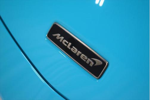 2025 McLaren Artura TechLux