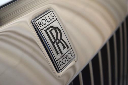 2025 Rolls-Royce Spectre 