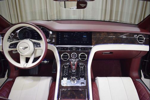 Cricket Ball 2021 Bentley Continental GT W12