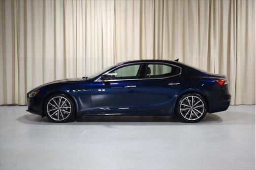 2022 Maserati Ghibli Modena Q4