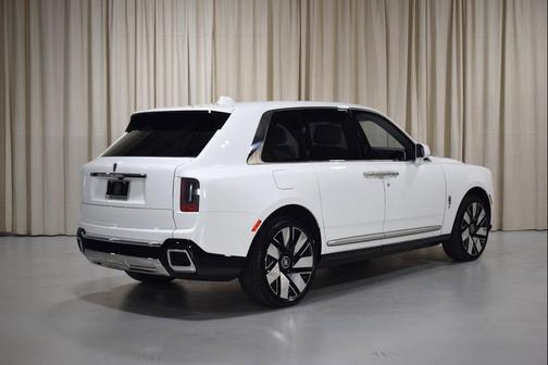 2026 Rolls-Royce Cullinan 