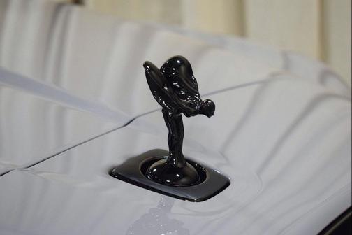 Le1r9b/ 2026 Rolls-Royce Cullinan Black Badge