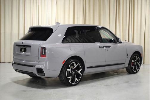 2026 Rolls-Royce Cullinan Black Badge