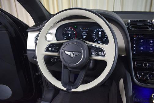 2024 Bentley Bentayga V8