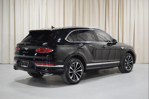 2024 Bentley Bentayga V8