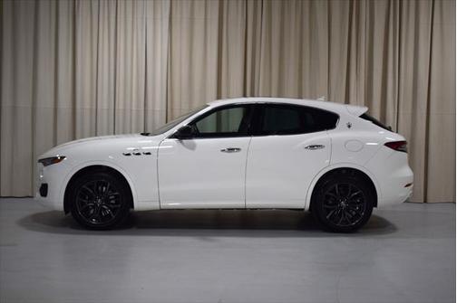 2024 Maserati Levante GT Ultima