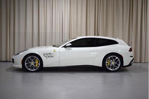 2018 Ferrari GTC4Lusso T