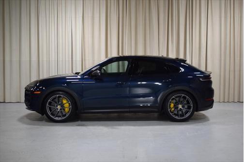 2024 Porsche Cayenne Turbo GT