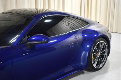 2020 Porsche 911 Carrera 4S