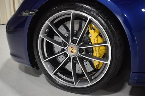 2020 Porsche 911 Carrera 4S