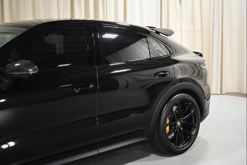 2024 Porsche Cayenne Turbo GT