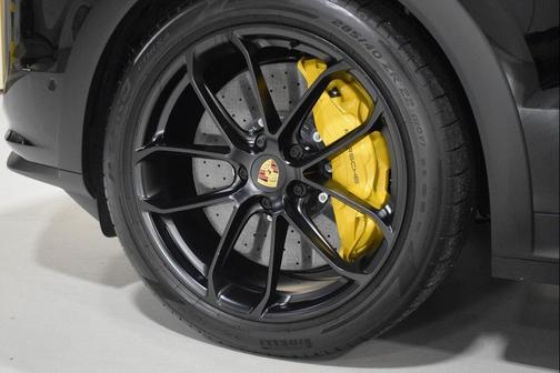 2024 Porsche Cayenne Turbo GT