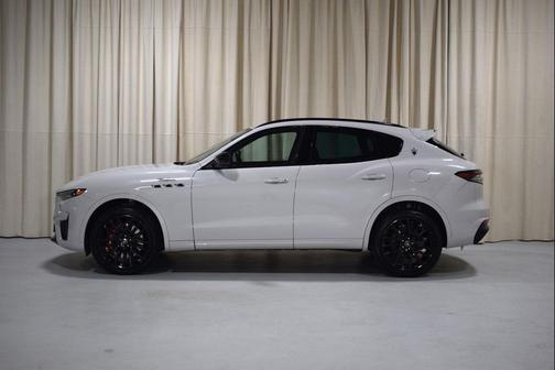 2022 Maserati Levante Modena