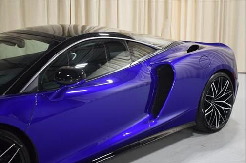 2025 McLaren GTS Base