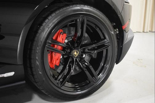 2023 Lamborghini Huracan EVO Coupe RWD