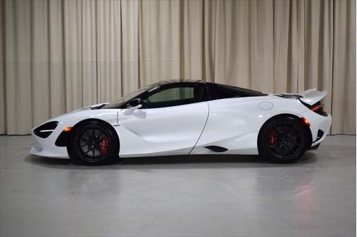 2025 McLaren 750S Spider