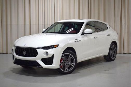 2022 Maserati Levante Modena